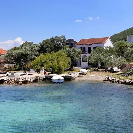 Apartments By The Sea Zuronja, Peljesac - 10134