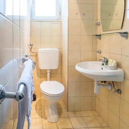 Apartments By The Sea Zuronja, Peljesac - 10134 *