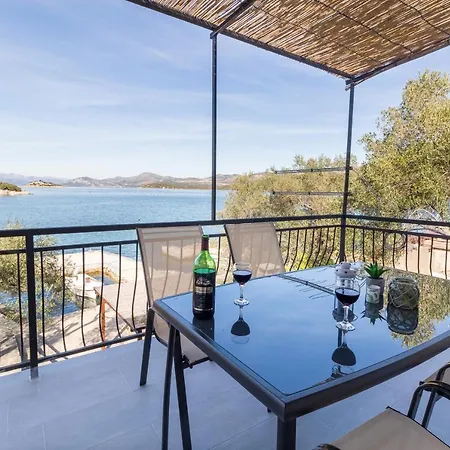Διαμέρισμα By The Sea Zuronja, Peljesac - 10134
